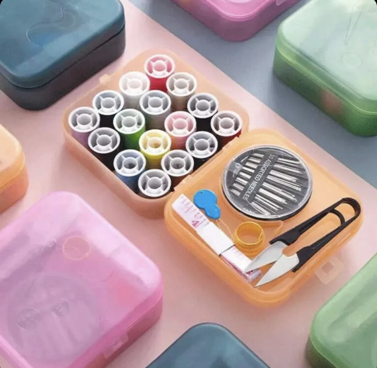 Kit de Couture Complet 72 Pièces – Fil à Coudre & Accessoires – Image 4