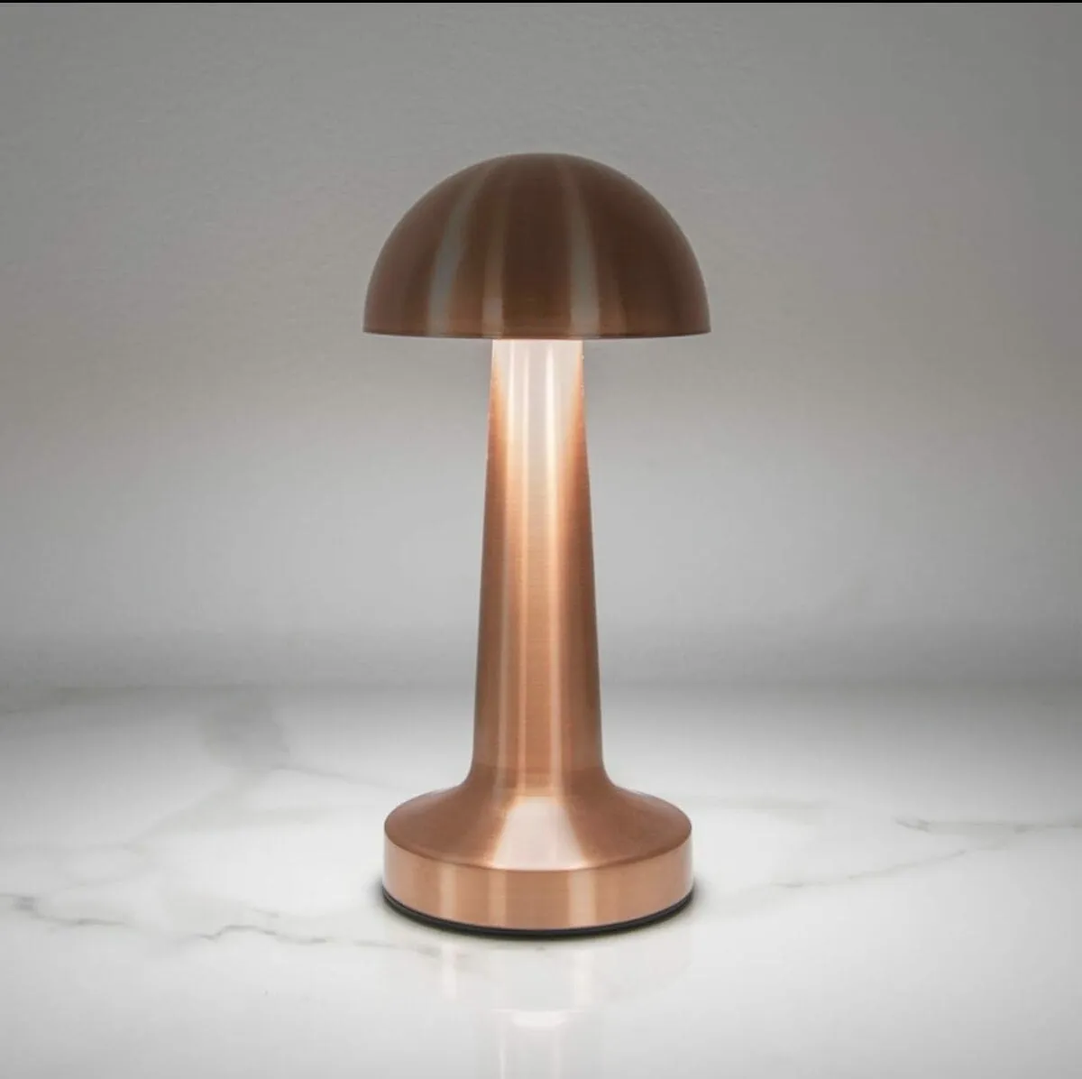 Lampe Sans Fil Tactile DOM – Éclairage LED Rechargeable et Design Moderne – Image 2