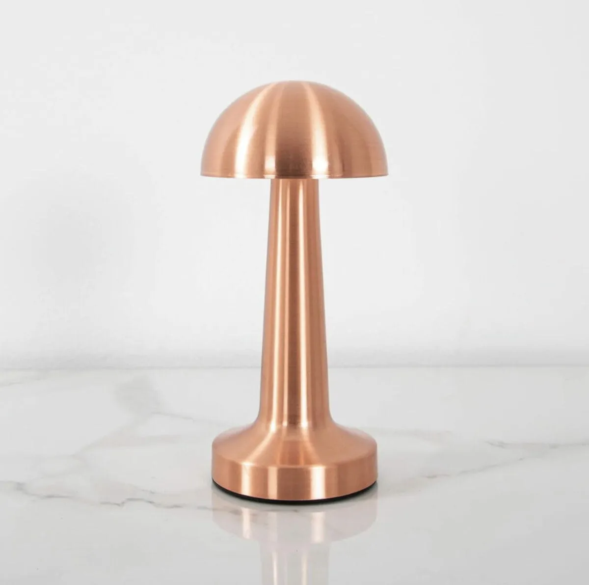 Lampe Sans Fil Tactile DOM – Éclairage LED Rechargeable et Design Moderne – Image 4