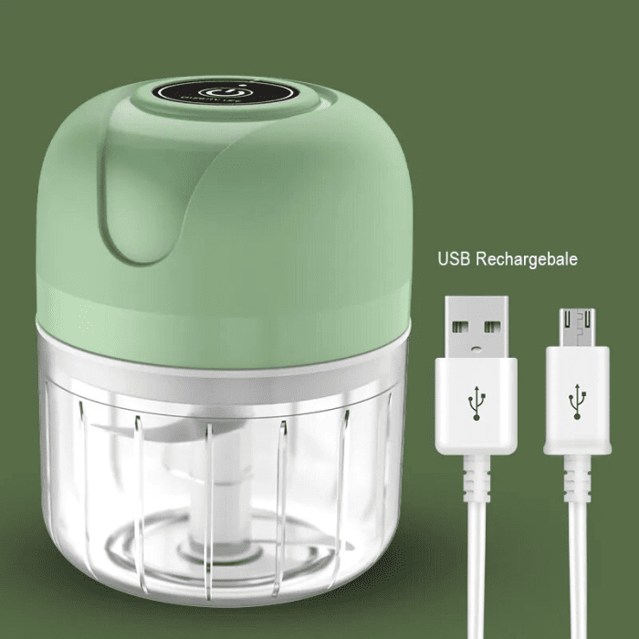 img_3954 Mini Hachoir Électrique Rechargeable 250ML – Puissant, Compact & Facile à Utiliser – Image 4