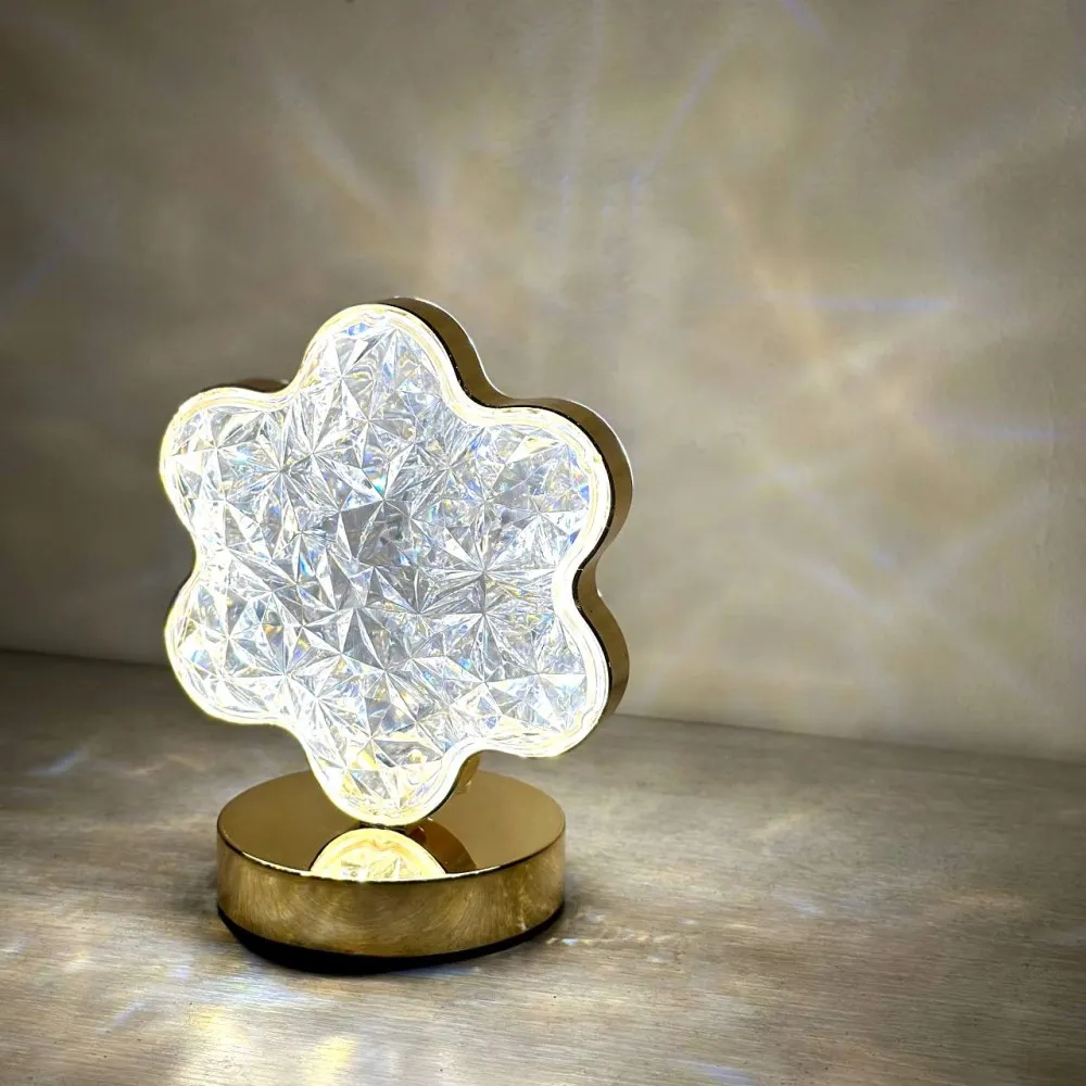 Lampe de Table Décorative Rechargeable – Forme Fleur – Image 2