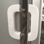 Serrure de Réfrigérateur et Congélateur – Sécurité Enfants -gris – Image 3